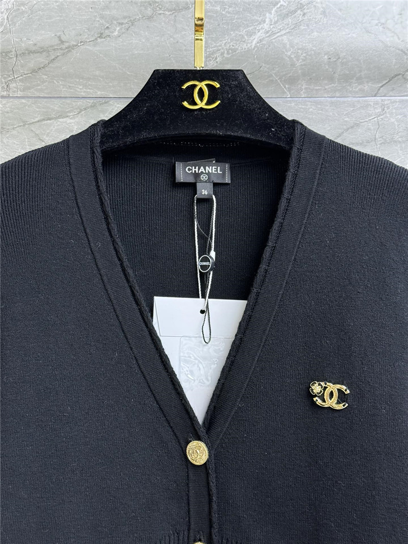 Ch**el v-neck trim wool cardigan black