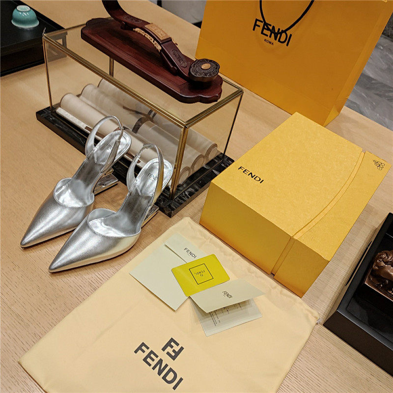 F**di first leather sculpted-heel pumps silver