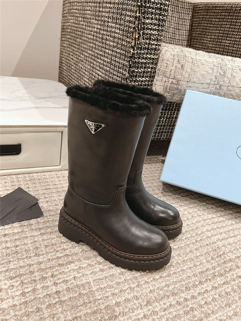 Pra*a women’s black shearling leather boots