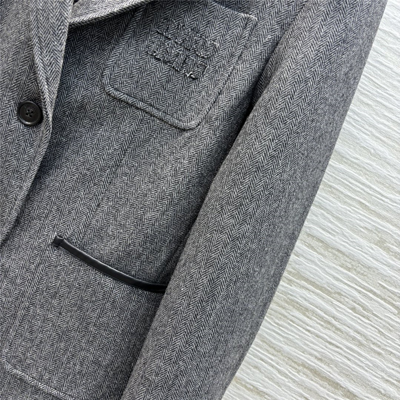 M1um1u contrast color shoulder pad suit