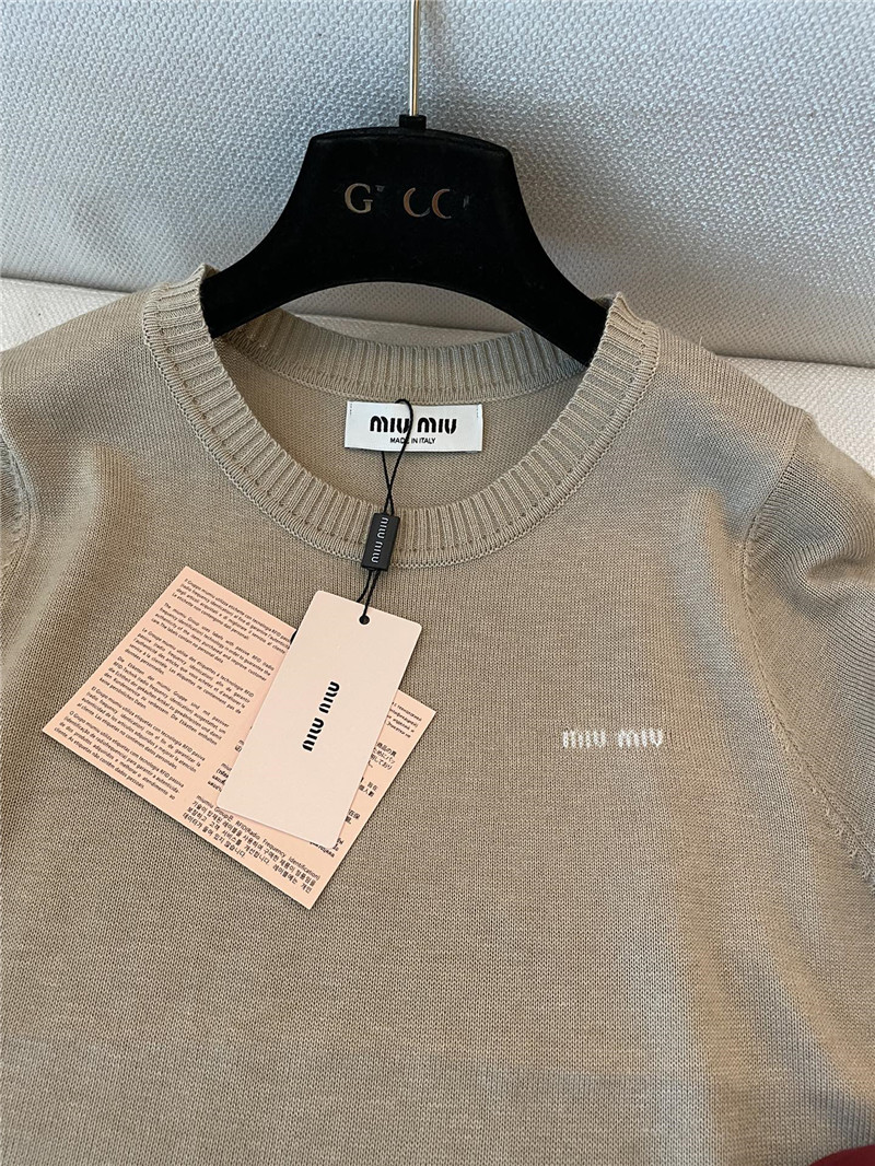 Miu Miu Logo-Intarsia Cashmere Top Beige