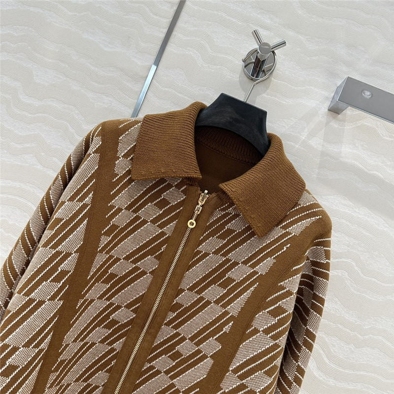 H**me5 lapel jacket