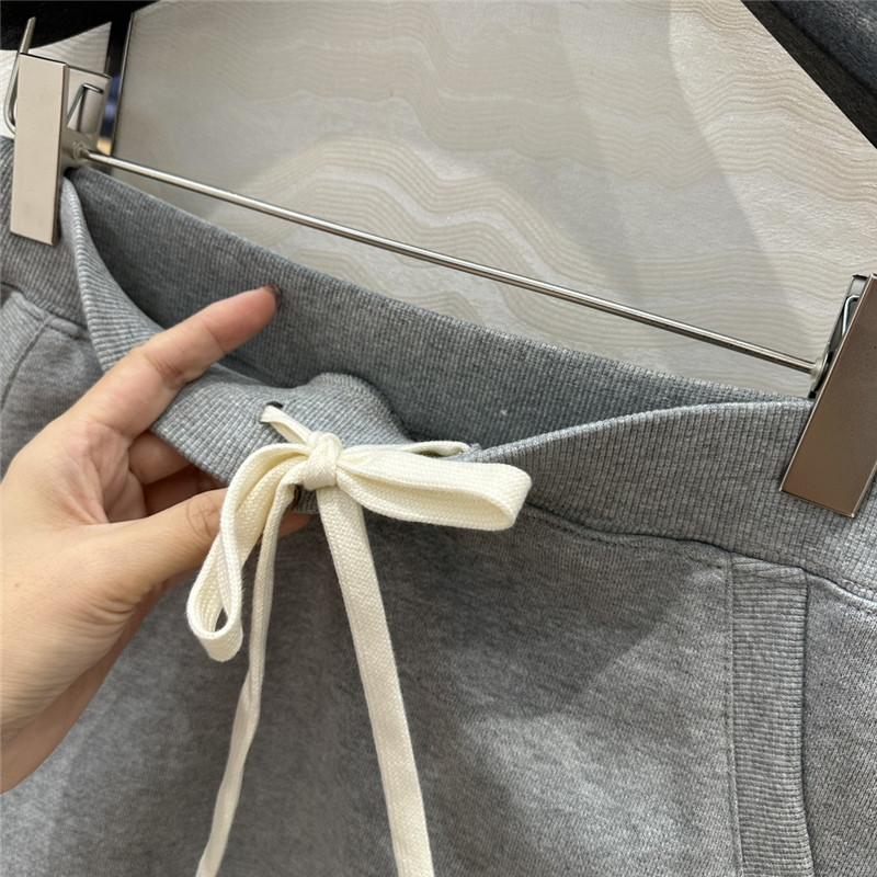 M1um1u short skirt