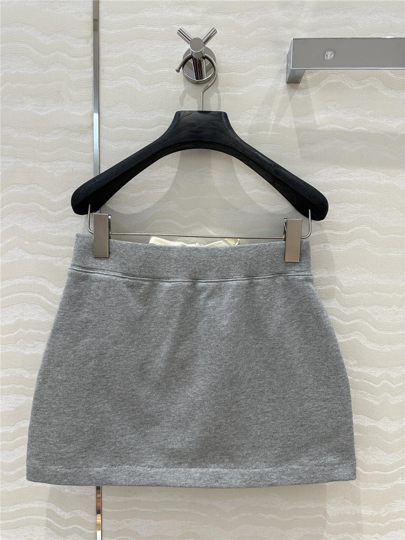 M1um1u short skirt