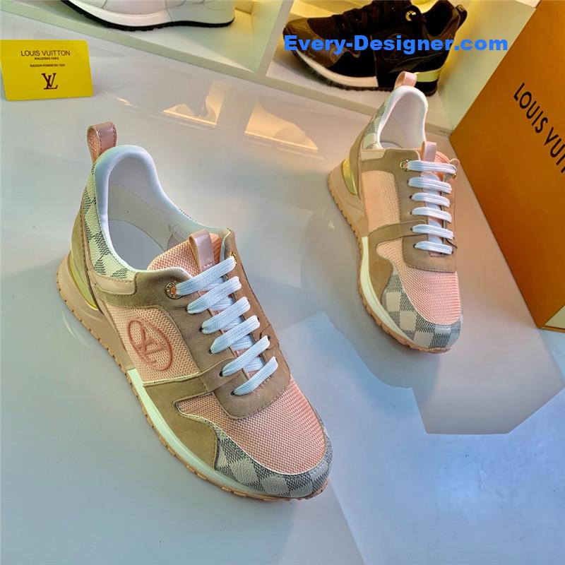 l0vis Vvtt0n lv run away sneakers