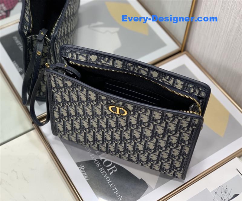 D10r oblique canvas clutch