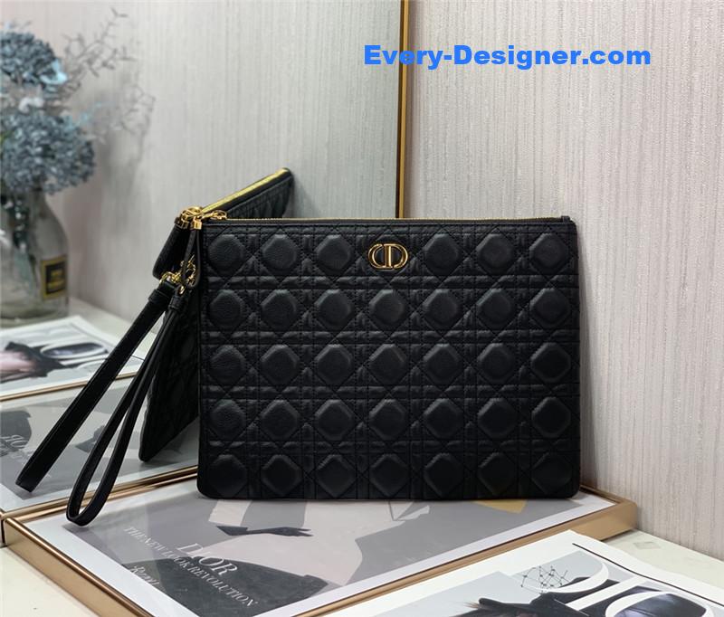 D10r caro clutch