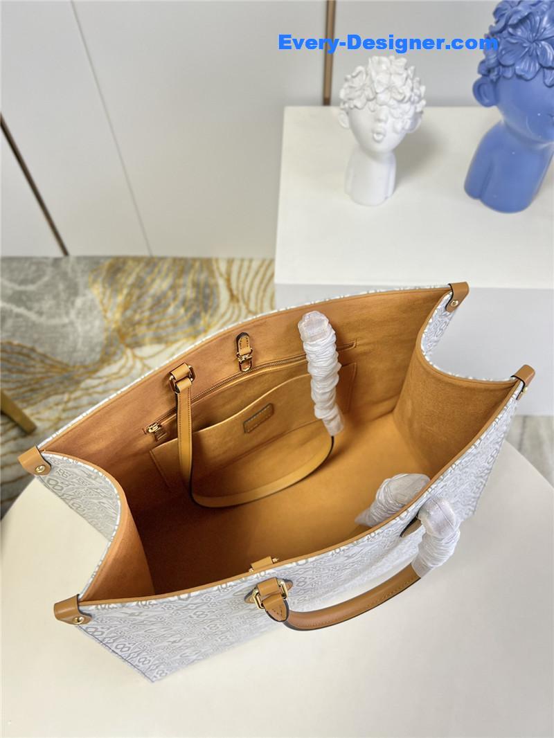 l0vis Vvtt0n lv onthego large canvas bag