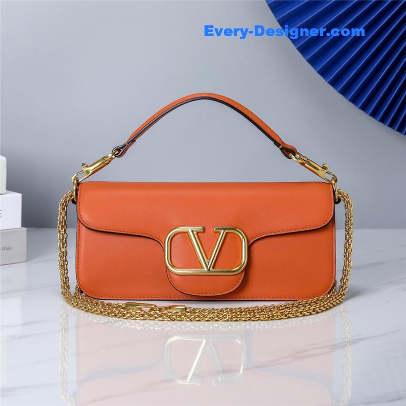 Va1e*ntin0 vlogo signature calfskin shoulder bag