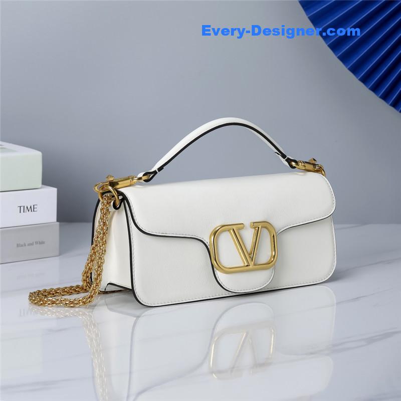 Va1e*ntin0 vlogo signature calfskin shoulder bag