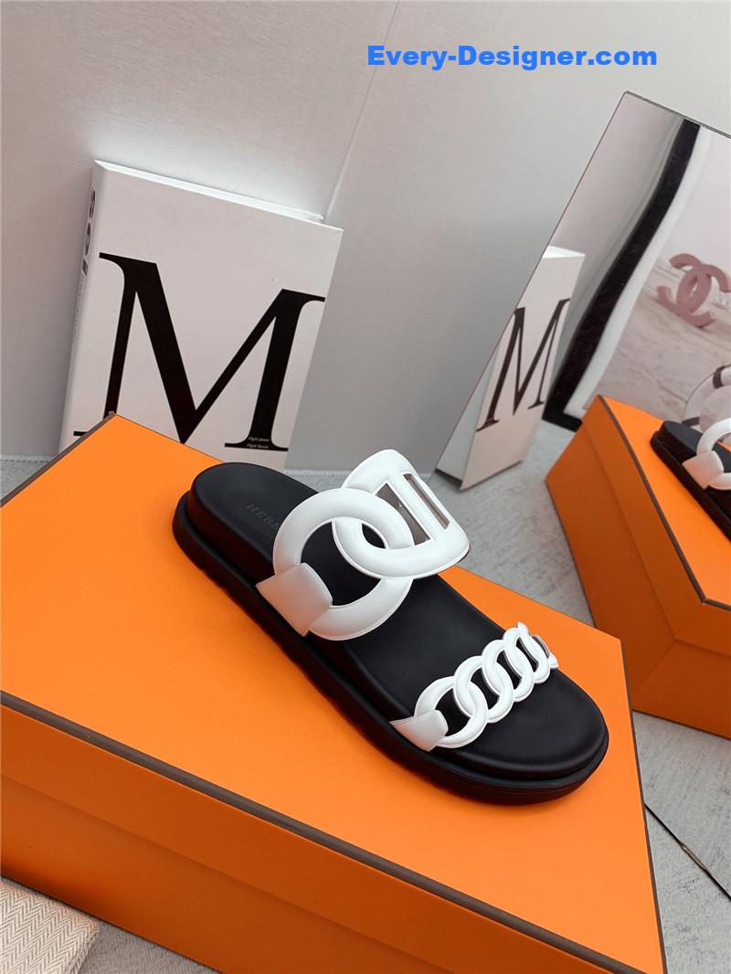 H**me5 couple shoes