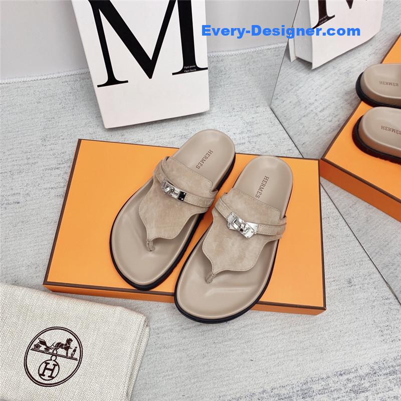 H**me5 couple shoes