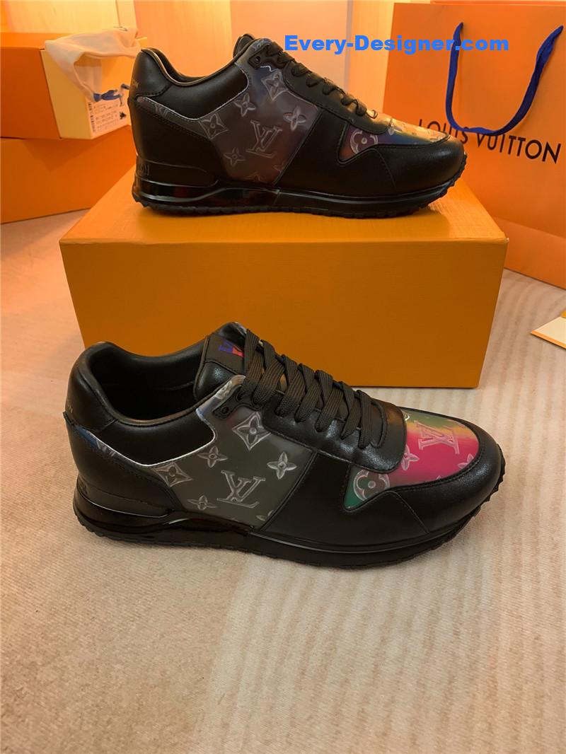 l0vis Vvtt0n lv run away sneakers