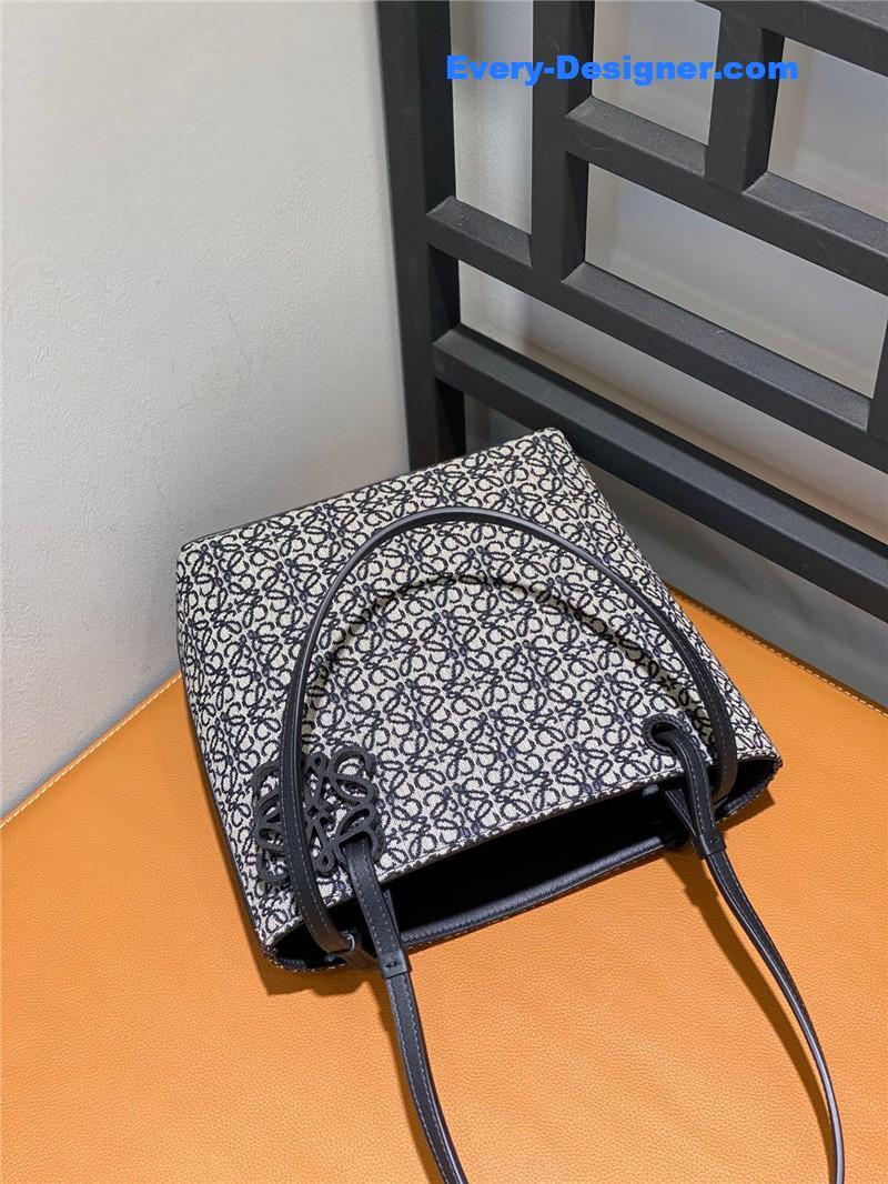 L0ew* square tote bag