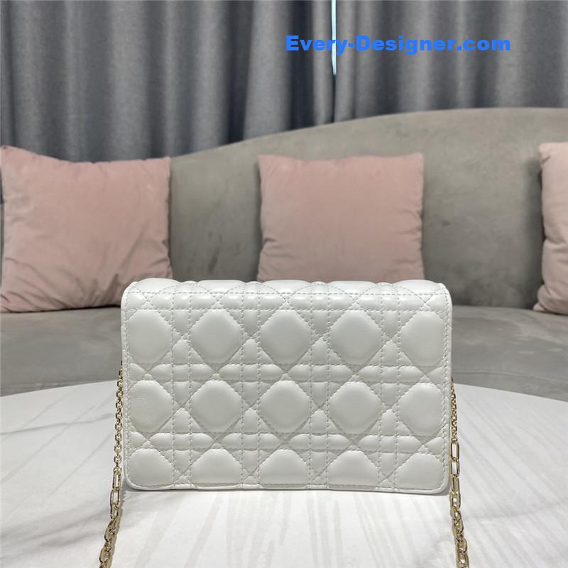 lady D10r clutch