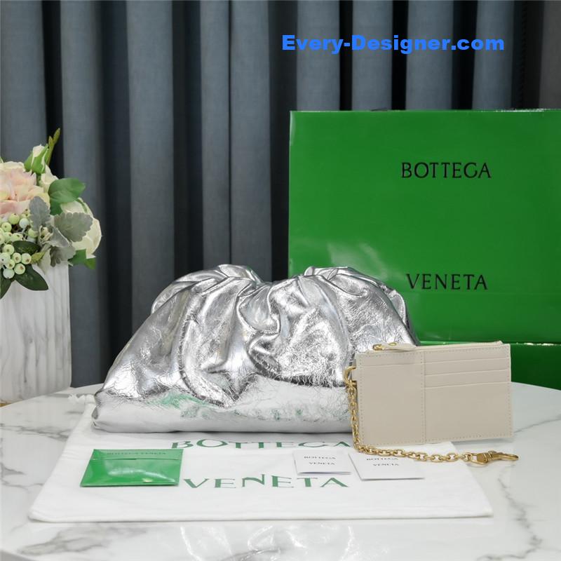 b0tt*ga Ven*ta the pouch bag silver