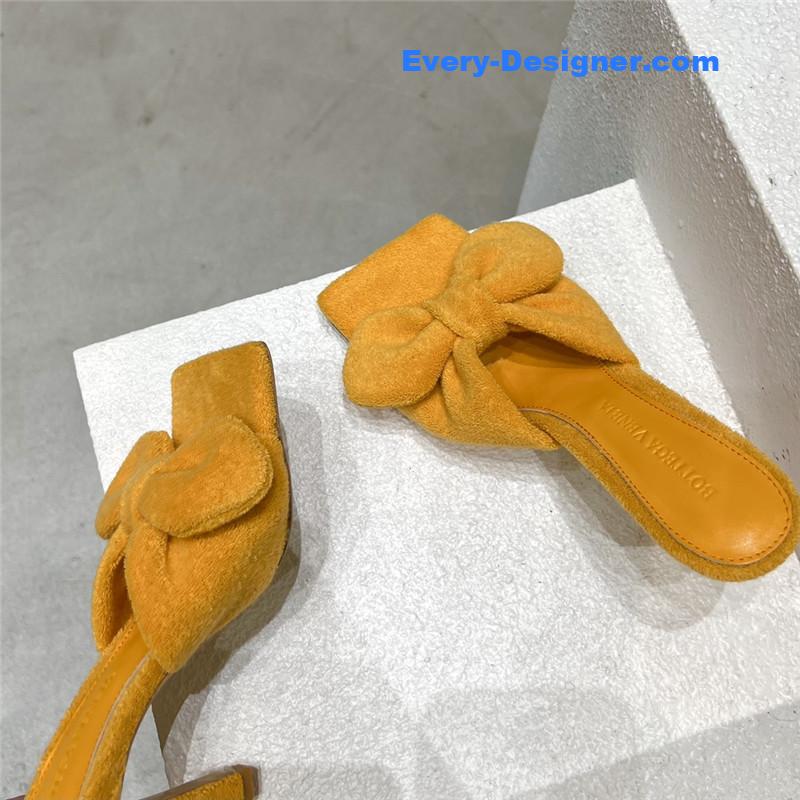b0tt*ga Ven*ta bow sandals