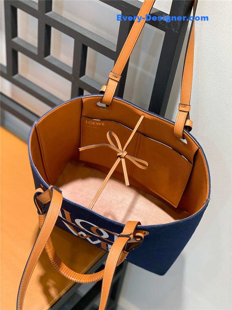 L0ew* anagram tote bag