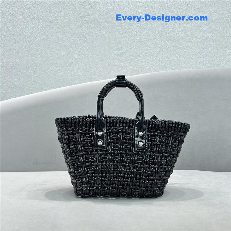 Ba1en*iaga bistro basket