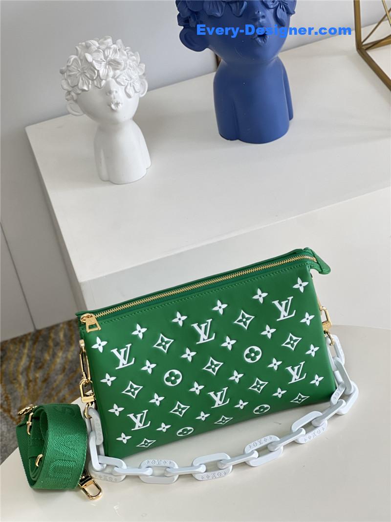l0vis Vvtt0n lv coussin bag small green