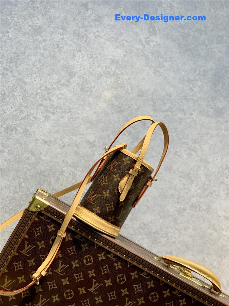 l0vis Vvtt0n lv nano bucket monogram bag