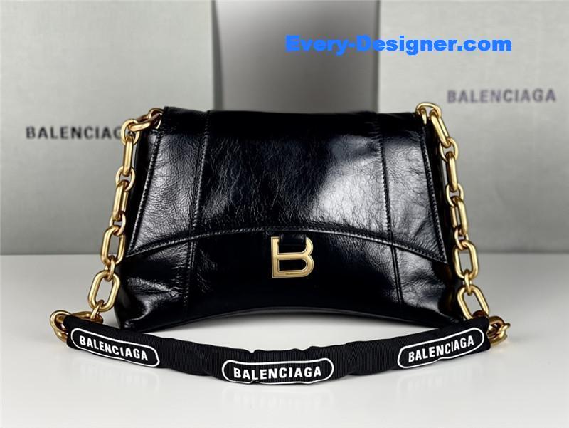 Ba1en*iaga downtown chain shoulder bag