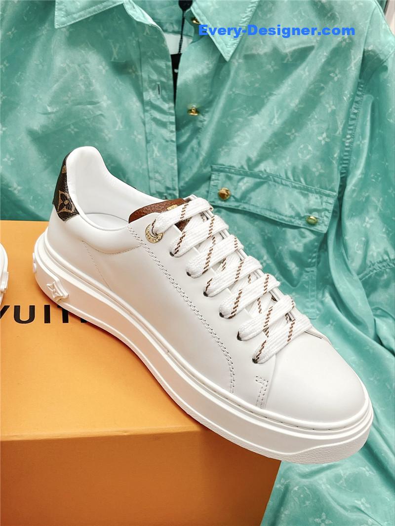 l0vis Vvtt0n lv classic platform sneakers