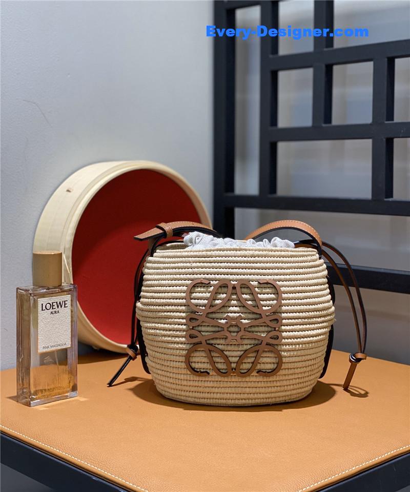L0ew* woven straw basket bag