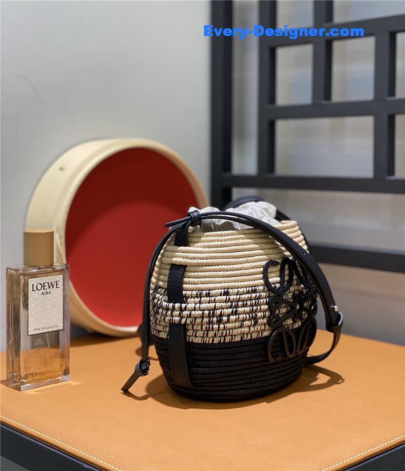 L0ew* woven straw basket bag