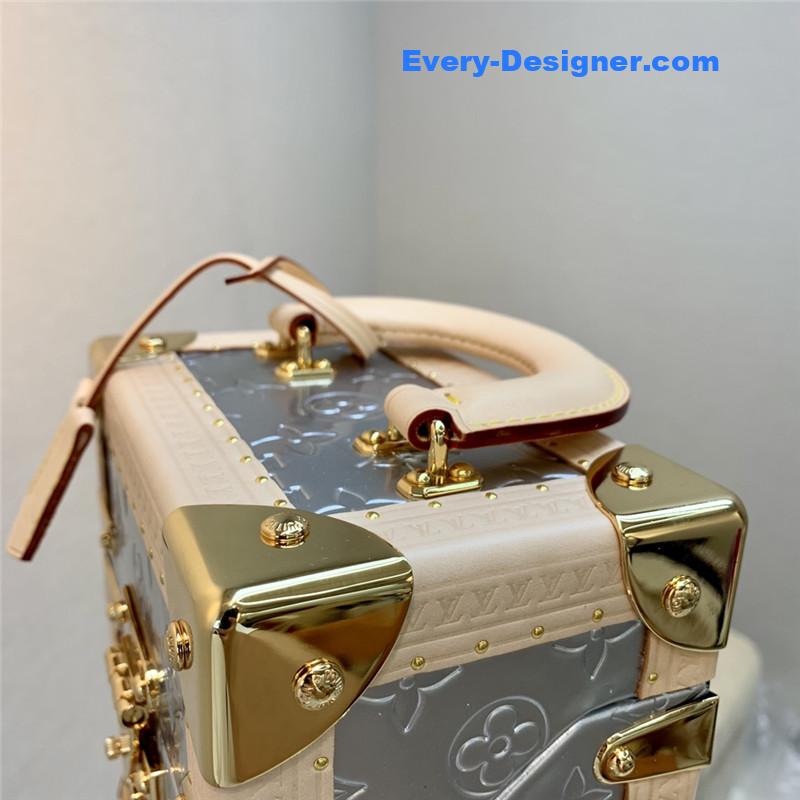 l0vis Vvtt0n lv camera box bag