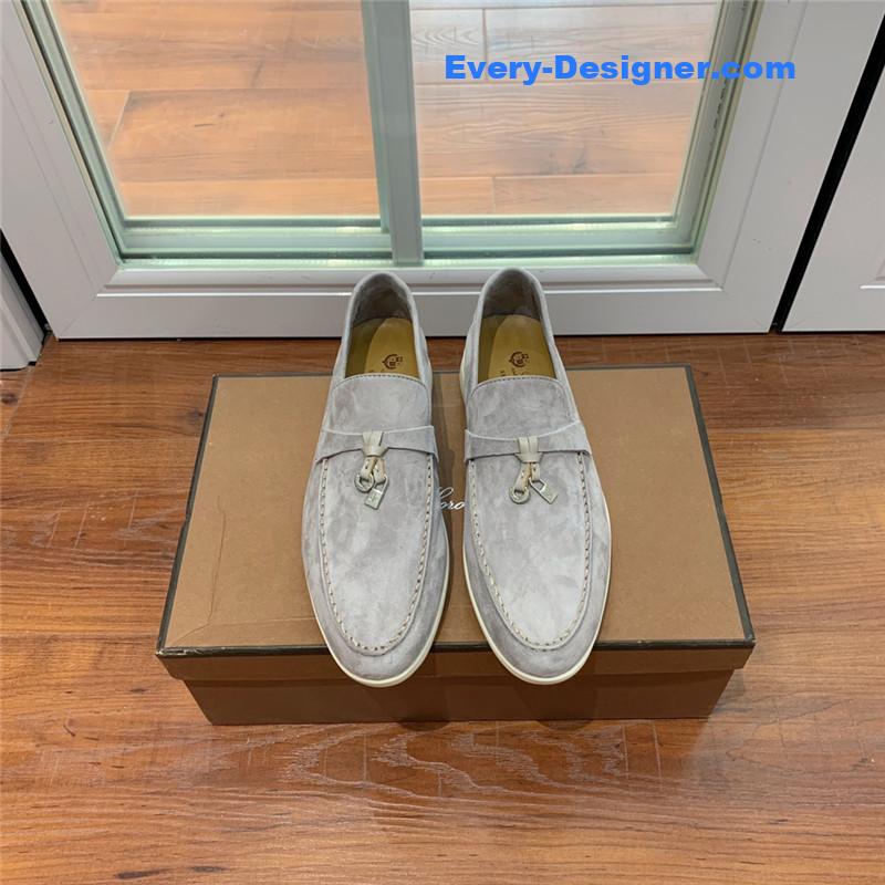 L0r0 P1ana  charms walk loafers