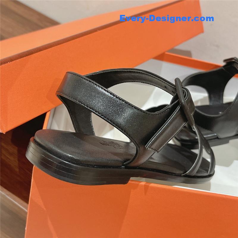 H**me5 extra flat sandal