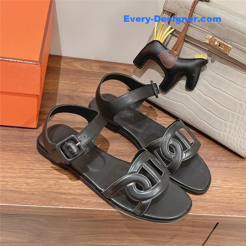 H**me5 extra flat sandal