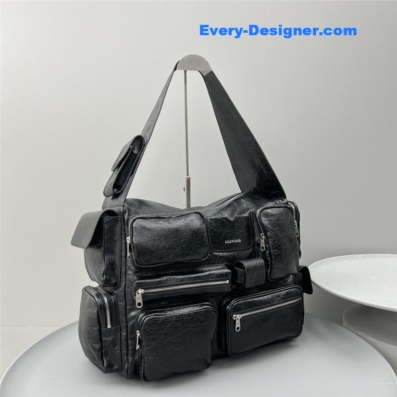 ba1en*iaga S*per busy bag