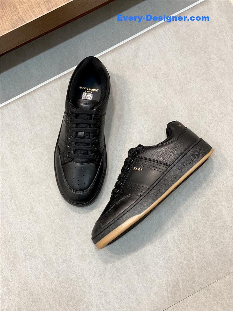 Y51 low-top lace-up sneakers