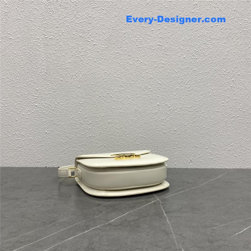 Ce1i*e saddle bag