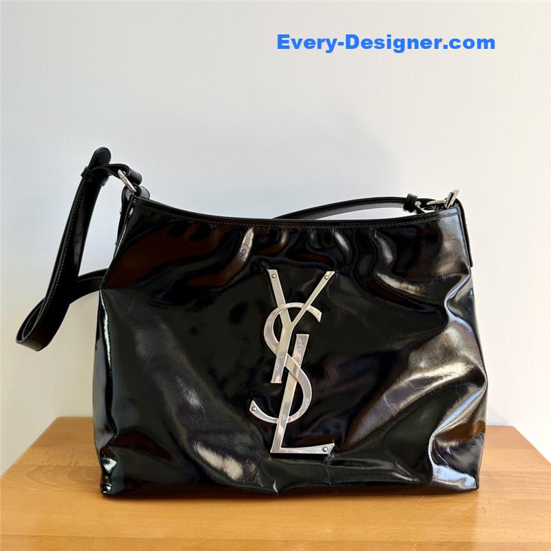 Y51 logo shoulder leather bag