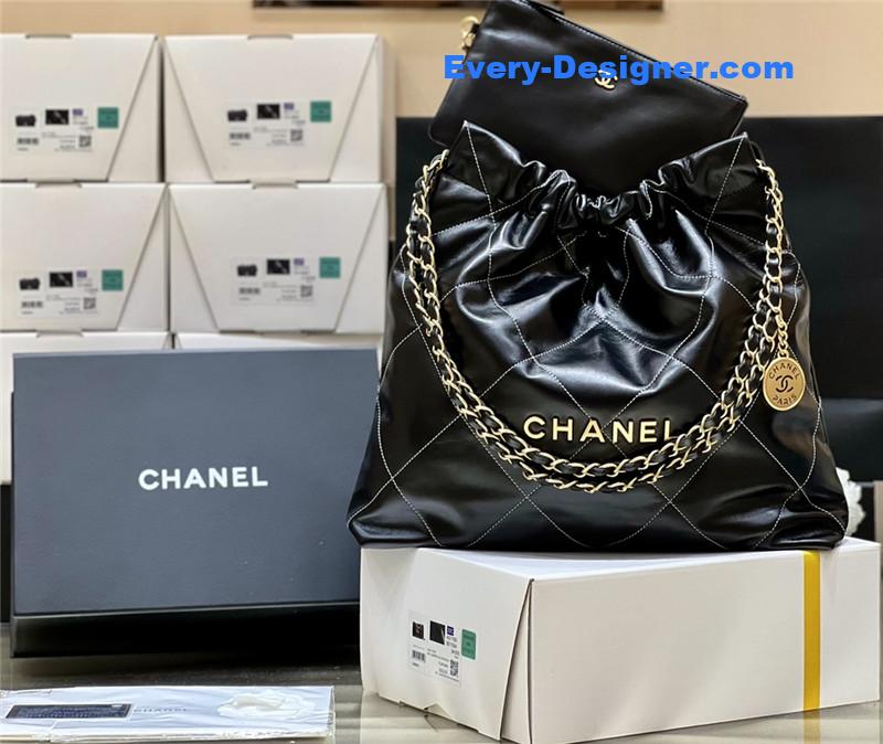 Ch**el 22 handbag medium