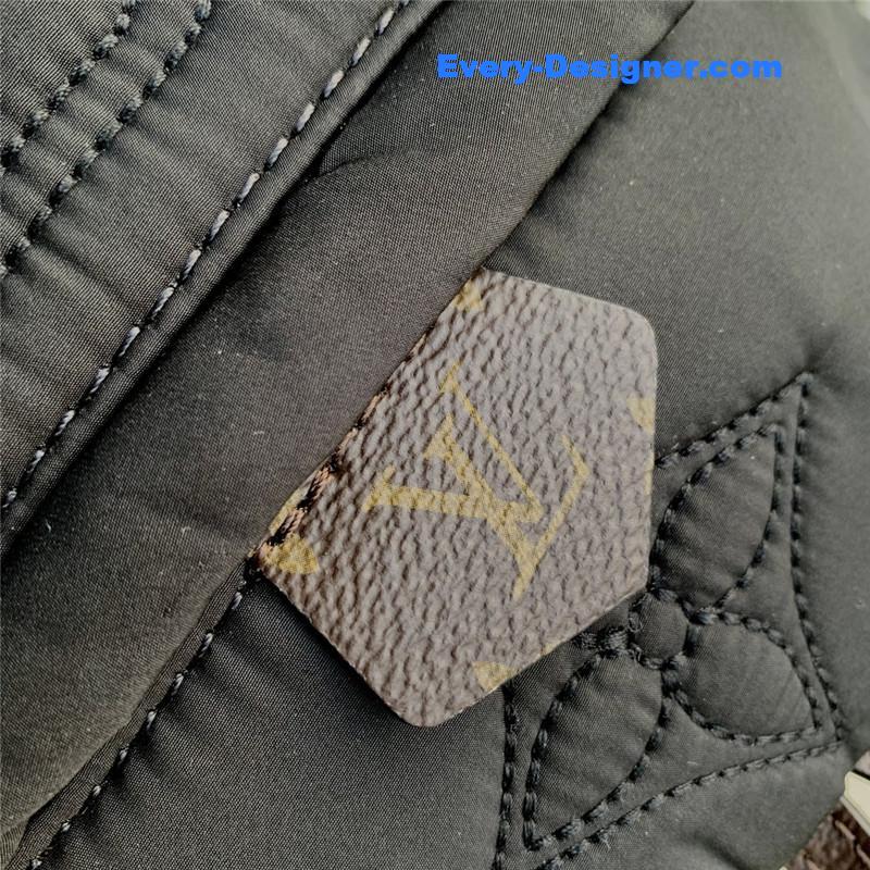 l0vis Vvtt0n lv pillow palm springs mini backpack