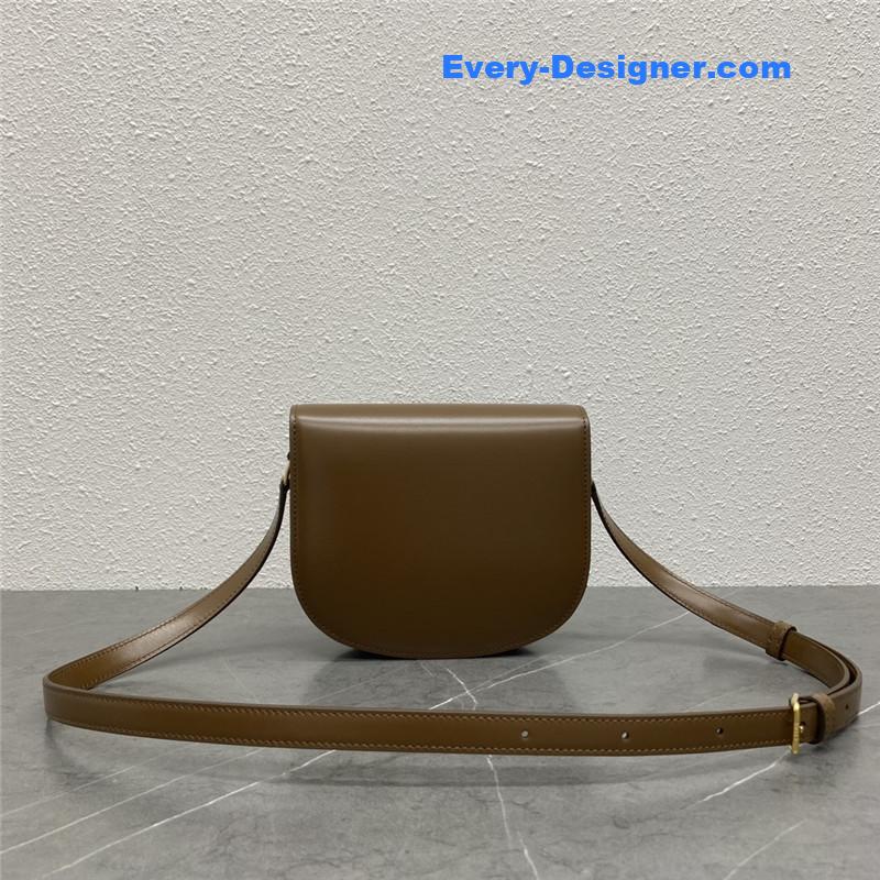 Ce1i*e saddle bag