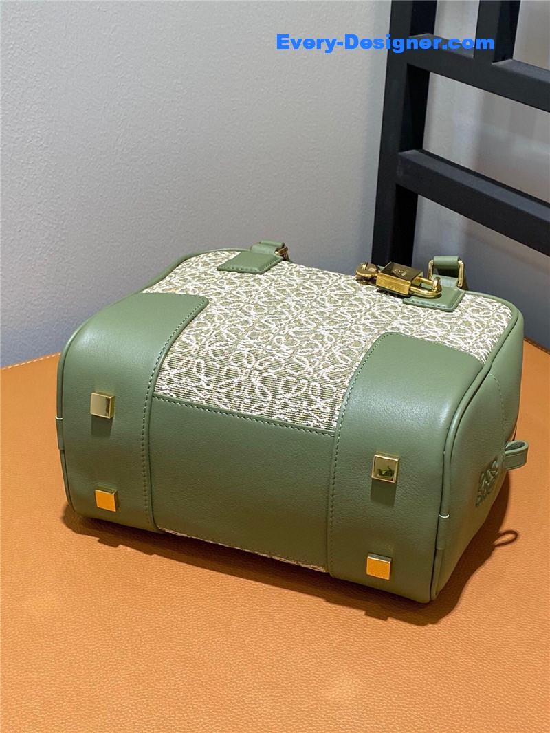 L0ew* handbag messenger bag
