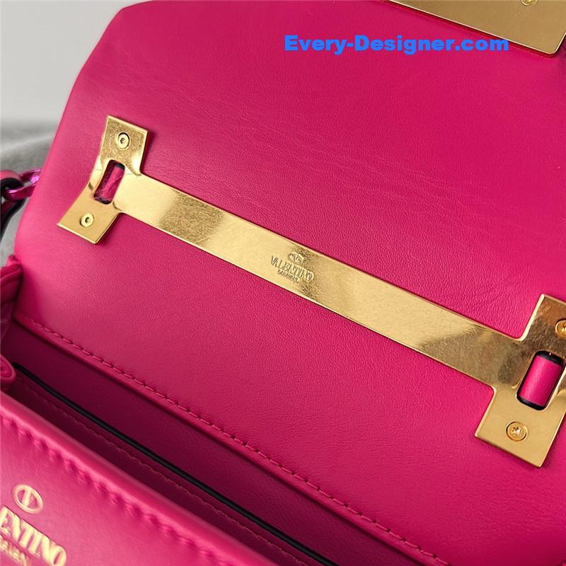 Va1e*ntin0 one stud mini lambskin bag
