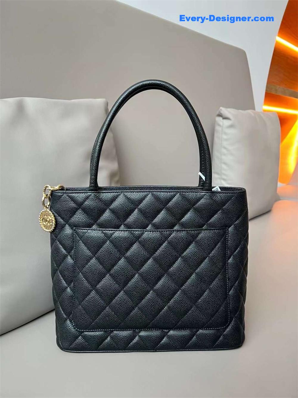 Ch**el classic handbag