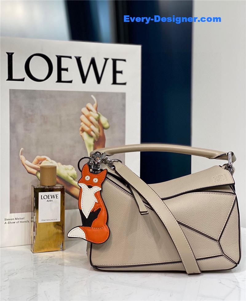L0ew* simple atmosphere handbag