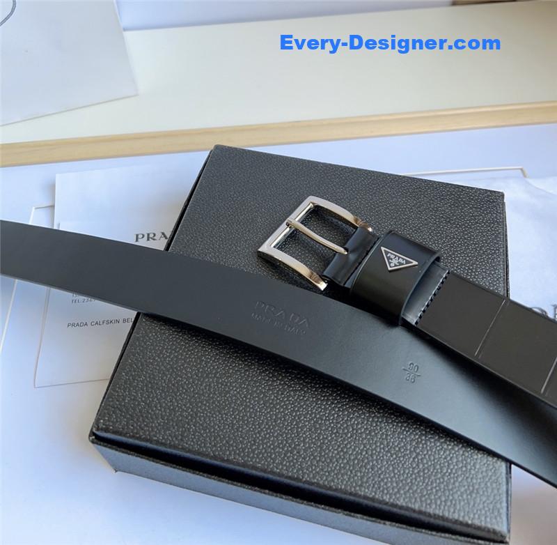 Pra*a enamelled metal triangle logo belt