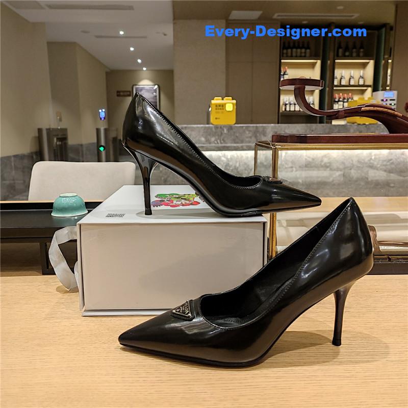 Pra*a high heels