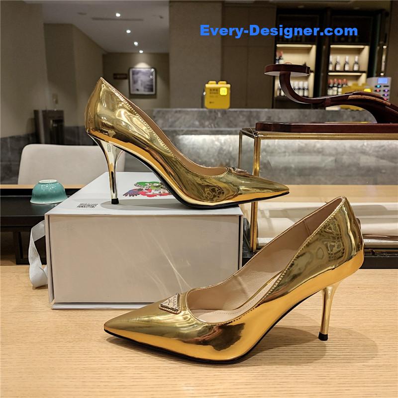 Pra*a high heels