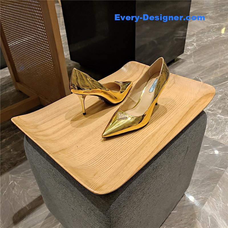 Pra*a high heels