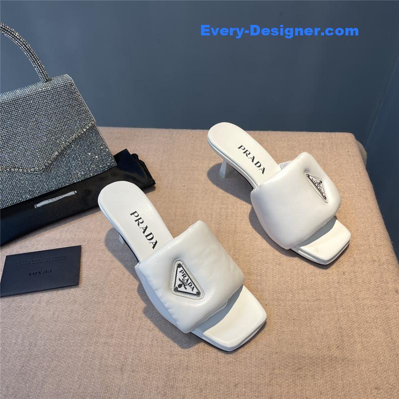 Pra*a latest hot style slippers