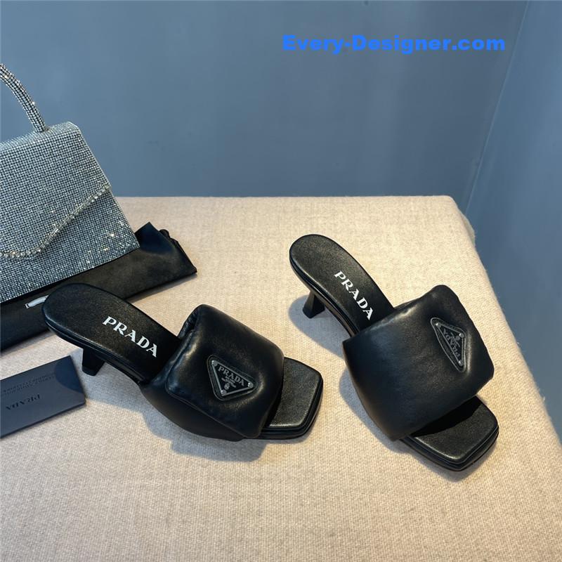 Pra*a latest hot style slippers